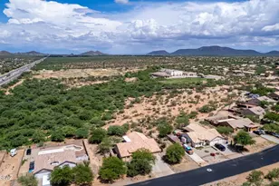 6549 S Star Diamond Pl, Tucson, AZ 85757 - Photo 2