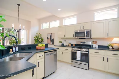 14035 N Biltmore Drive, Oro Valley, AZ 85755 - Photo 10