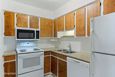1620 N Wilmot Road #D170, Tucson, AZ 85712 - Photo 6