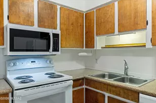 1620 N Wilmot Rd, Tucson, AZ 85712 - Photo 14