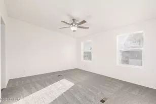 1000 W Garnette St, Tucson, AZ 85705 - Photo 16