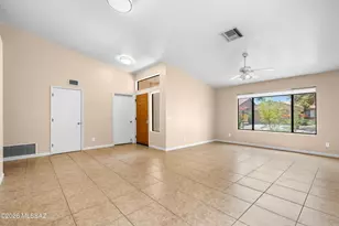 2842 W Ribera Pl, Tucson, AZ 85742 - Photo 10