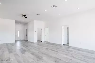 17741 W Oatman Place, Marana, AZ 85653 - Photo 10