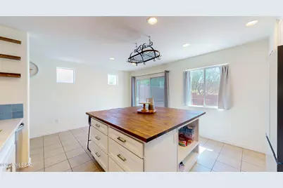 17212 S Mesa Shadows Drive, Vail, AZ 85641 - Photo 12