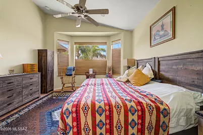 8078 W Morning Light Way, Tucson, AZ 85743 - Photo 10