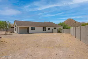 3705 W Tetakusim Rd, Tucson, AZ 85746 - Photo 6