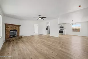 10460 W Mars Rd, Tucson, AZ 85743 - Photo 6