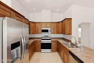 5845 S Torrence Dr, Tucson, AZ 85746 - Photo 10