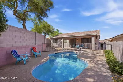 13853 N Bushwacker Place, Oro Valley, AZ 85755 - Photo 2