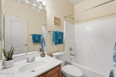 13853 N Bushwacker Place, Oro Valley, AZ 85755 - Photo 16