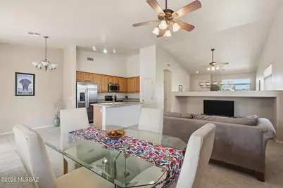 13853 N Bushwacker Place, Oro Valley, AZ 85755 - Photo 10