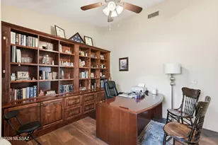 9796 E Rock Ridge Ct, Tucson, AZ 85749 - Photo 10