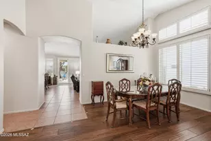 9796 E Rock Ridge Ct, Tucson, AZ 85749 - Photo 14