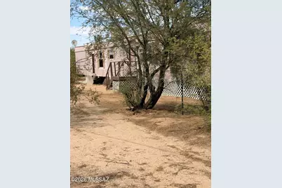 9331 S Honeysuckle Farm Trail, Tucson, AZ 85735 - Photo 12
