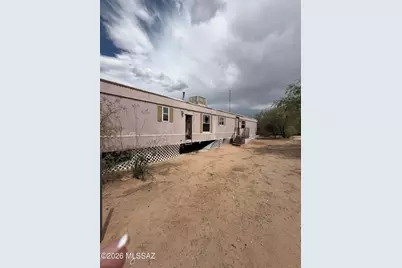 9331 S Honeysuckle Farm Trail, Tucson, AZ 85735 - Photo 2