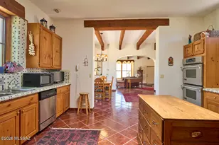 14075 S Sunglow Rd, Pearce, AZ 85625 - Photo 10