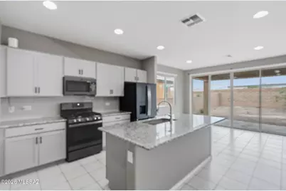6693 E Via Arroyo Largo, Tucson, AZ 85756 - Photo 2