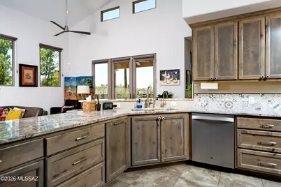 2644 E Via Corta Dei Fiori, Tucson, AZ 85718 - Photo 8