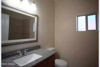 102 W District Street #1, Tucson, AZ 85714 - Photo 10