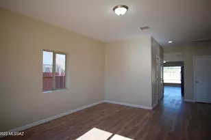 102 W District St, Tucson, AZ 85714 - Photo 4