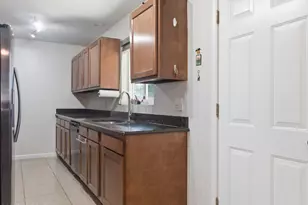 4873 E 17th St, Tucson, AZ 85711 - Photo 6