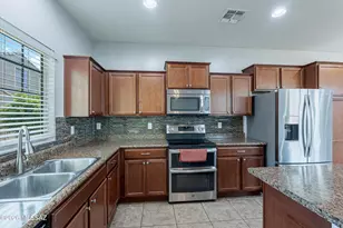 10931 E Gray Mare Trail, Tucson, AZ 85747 - Photo 12