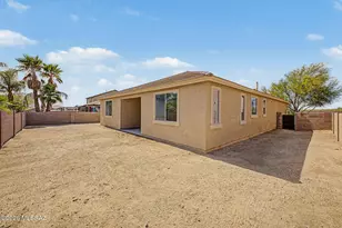 11231 W Copper Field St, Marana, AZ 85658 - Photo 34