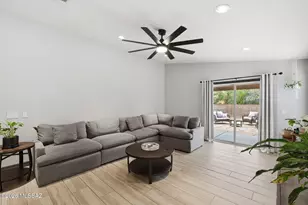 8350 N Austin Nikolas Ct, Tucson, AZ 85704 - Photo 8