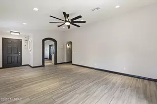 8350 N Austin Nikolas Ct, Tucson, AZ 85704 - Photo 6