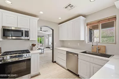 8350 N Austin Nikolas Court, Tucson, AZ 85704 - Photo 8