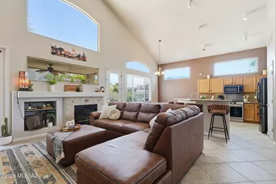 12884 N Pioneer Way, Oro Valley, AZ 85755 - Photo 10