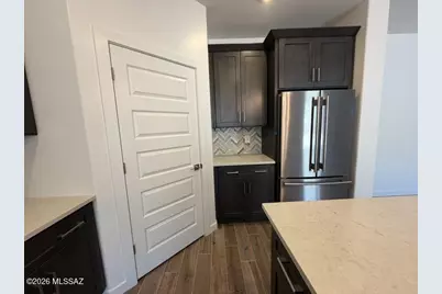 11923 N Shore Cliff Drive, Oro Valley, AZ 85737 - Photo 2