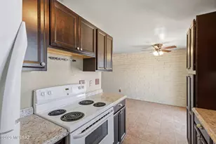 7299 E Freestone Dr, Tucson, AZ 85730 - Photo 18
