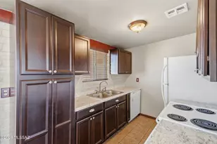 7299 E Freestone Dr, Tucson, AZ 85730 - Photo 16