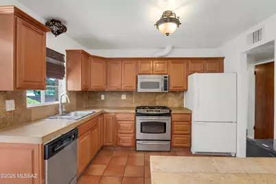 4719 E Scarlett Street, Tucson, AZ 85711 - Photo 12