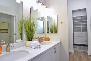 2040 E River Rd, Tucson, AZ 85718 - Photo 18