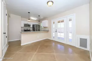 2061 S Sunburst Dr, Tucson, AZ 85748 - Photo 6