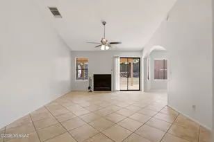 10125 E Domenic Ln, Tucson, AZ 85730 - Photo 4