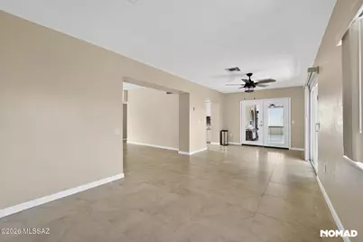 768 W Calle Del Ensalmo, Green Valley, AZ 85614 - Photo 14