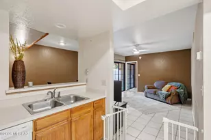 4273 N River Grove Cir, Tucson, AZ 85719 - Photo 10