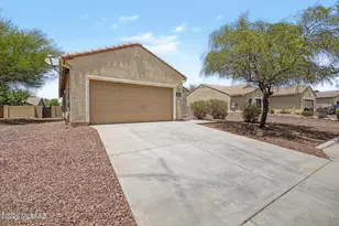 21626 E Frontier Rd, Red Rock, AZ 85145 - Photo 2