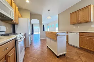 335 W Calle Del Estribo, Sahuarita, AZ 85629 - Photo 10