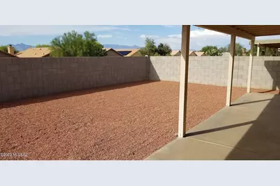 9395 E Lochnay Lane, Tucson, AZ 85747 - Photo 12