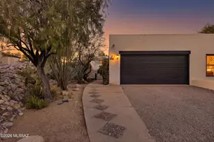 7526 N Desert Tree Dr, Tucson, AZ 85704 - Photo 4