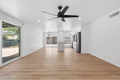 8150 E 5th Street, Tucson, AZ 85710 - Photo 10