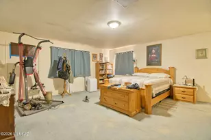 8695 S Taylor Ln, Tucson, AZ 85736 - Photo 42