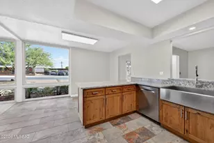 2175 W Rainbow Ridge Rd, Tucson, AZ 85745 - Photo 8
