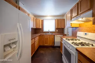 1732 N Campbell Ave, Tucson, AZ 85719 - Photo 6
