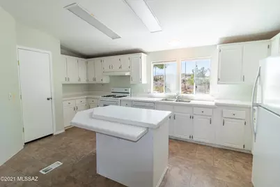 1040 W Barbara Place, Oracle, AZ 85623 - Photo 6