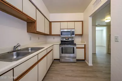 312 E 24th Street #3, Tucson, AZ 85713 - Photo 2